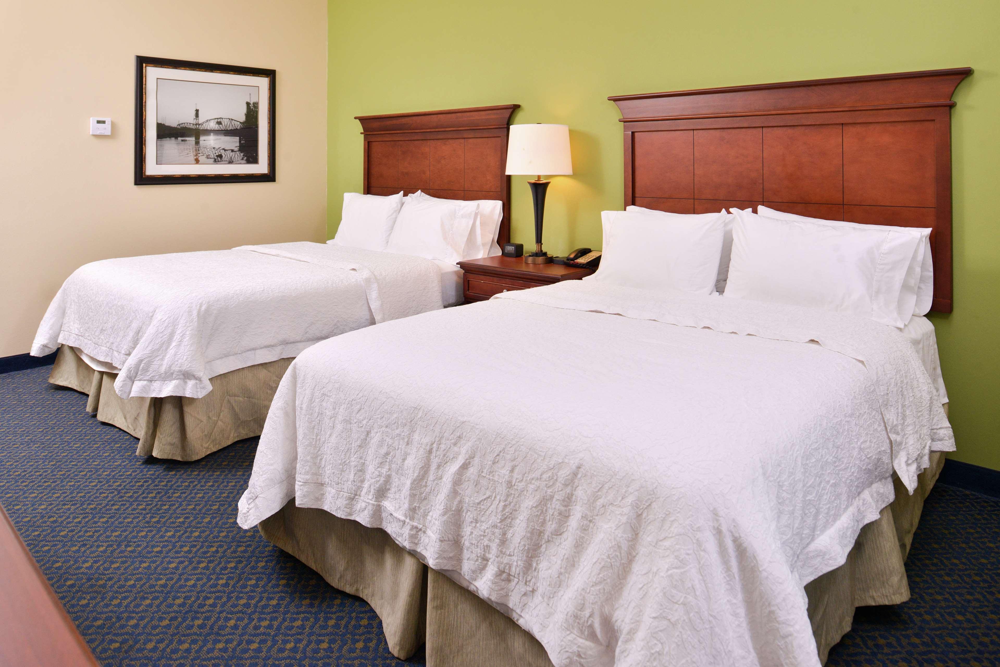 Hampton Inn Jackson-College Avenue מראה חיצוני תמונה