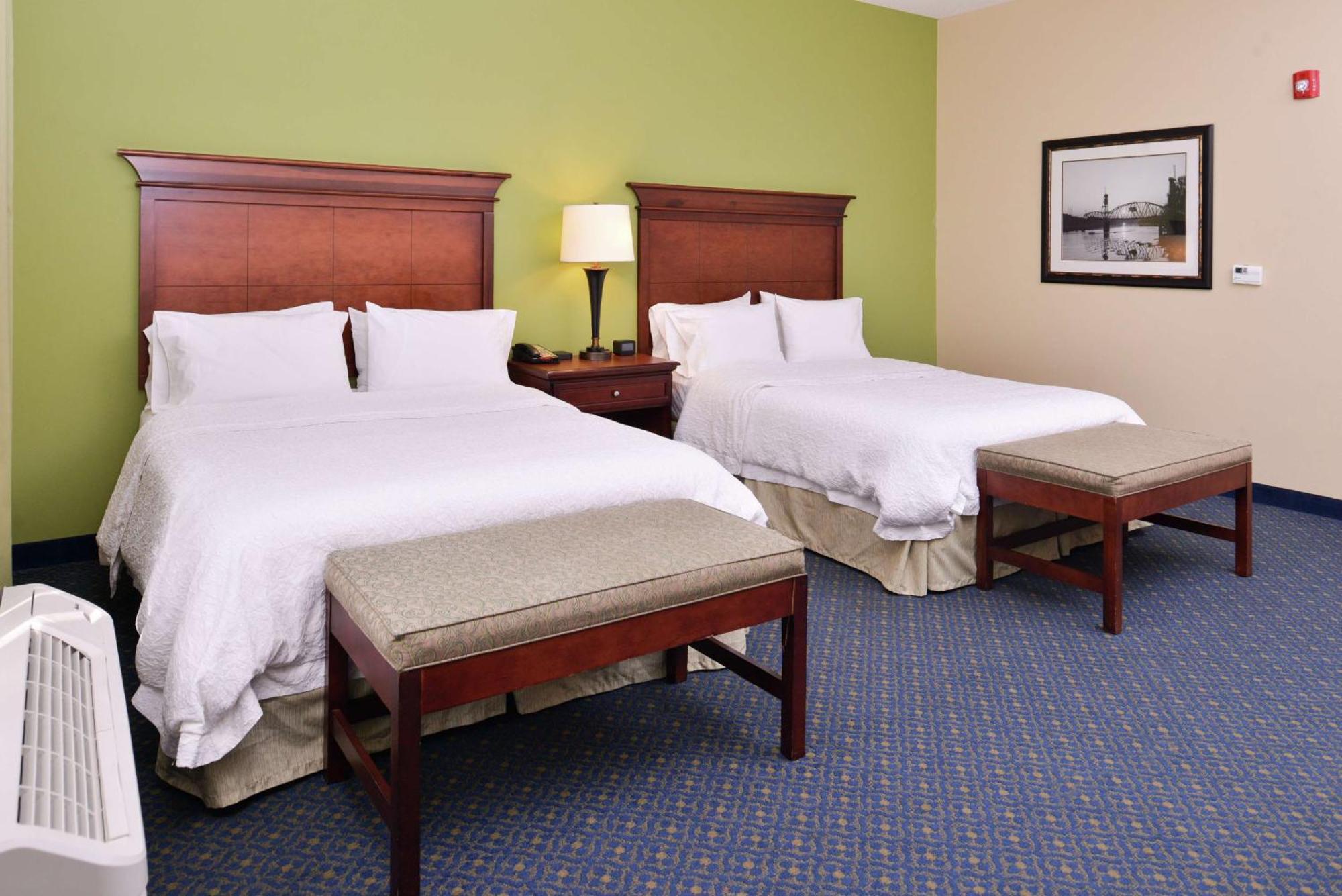 Hampton Inn Jackson-College Avenue מראה חיצוני תמונה